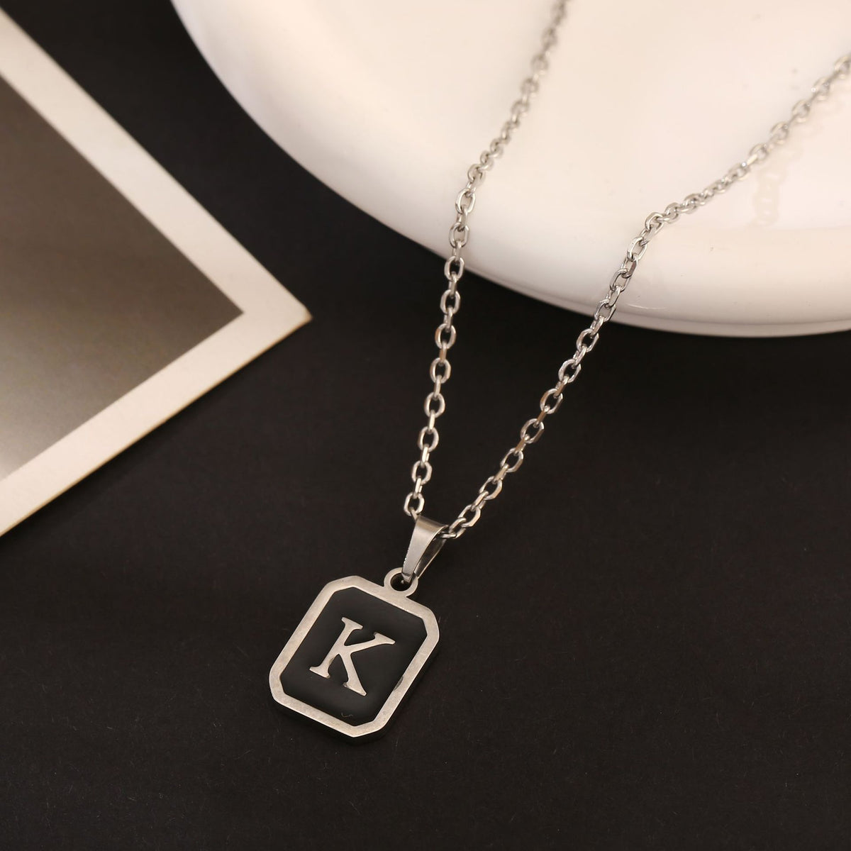 Colar em Aço Inoxidável com 26 Letras