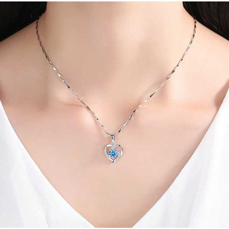 Colar com Pendente de Coração de Cristal Azul Banhado a Prata 925