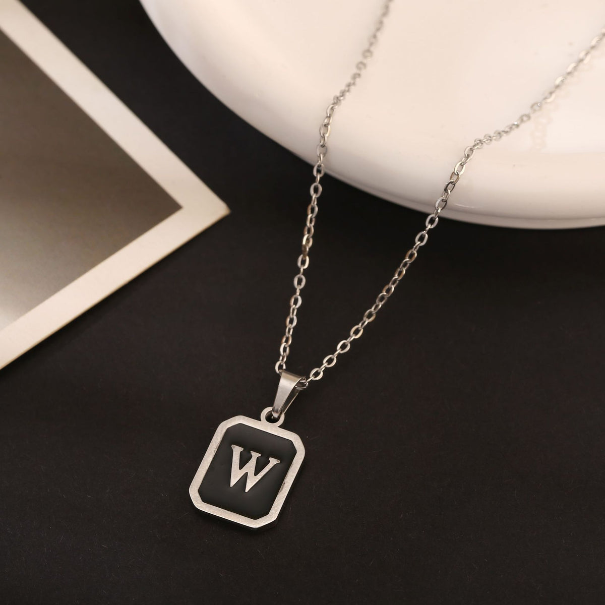 Colar em Aço Inoxidável com 26 Letras
