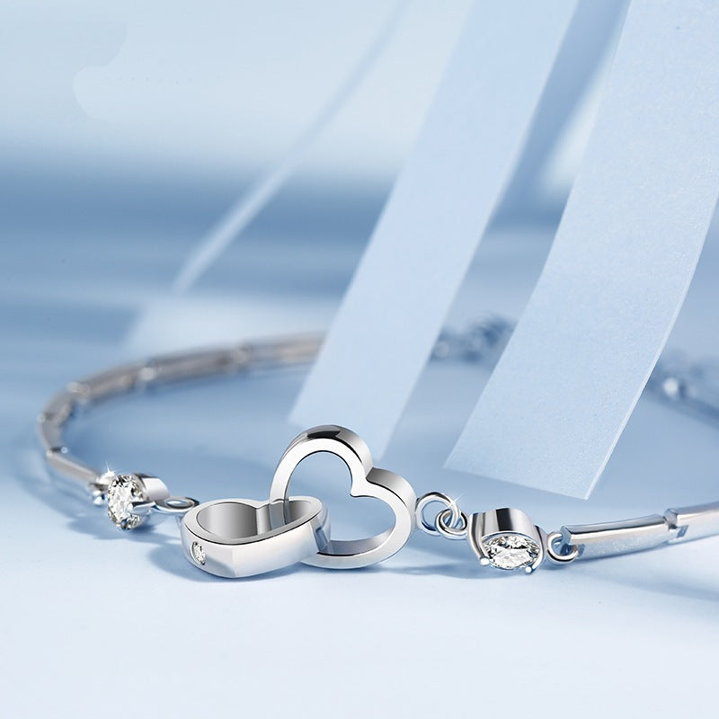 Pulseira Minimalista de Corações