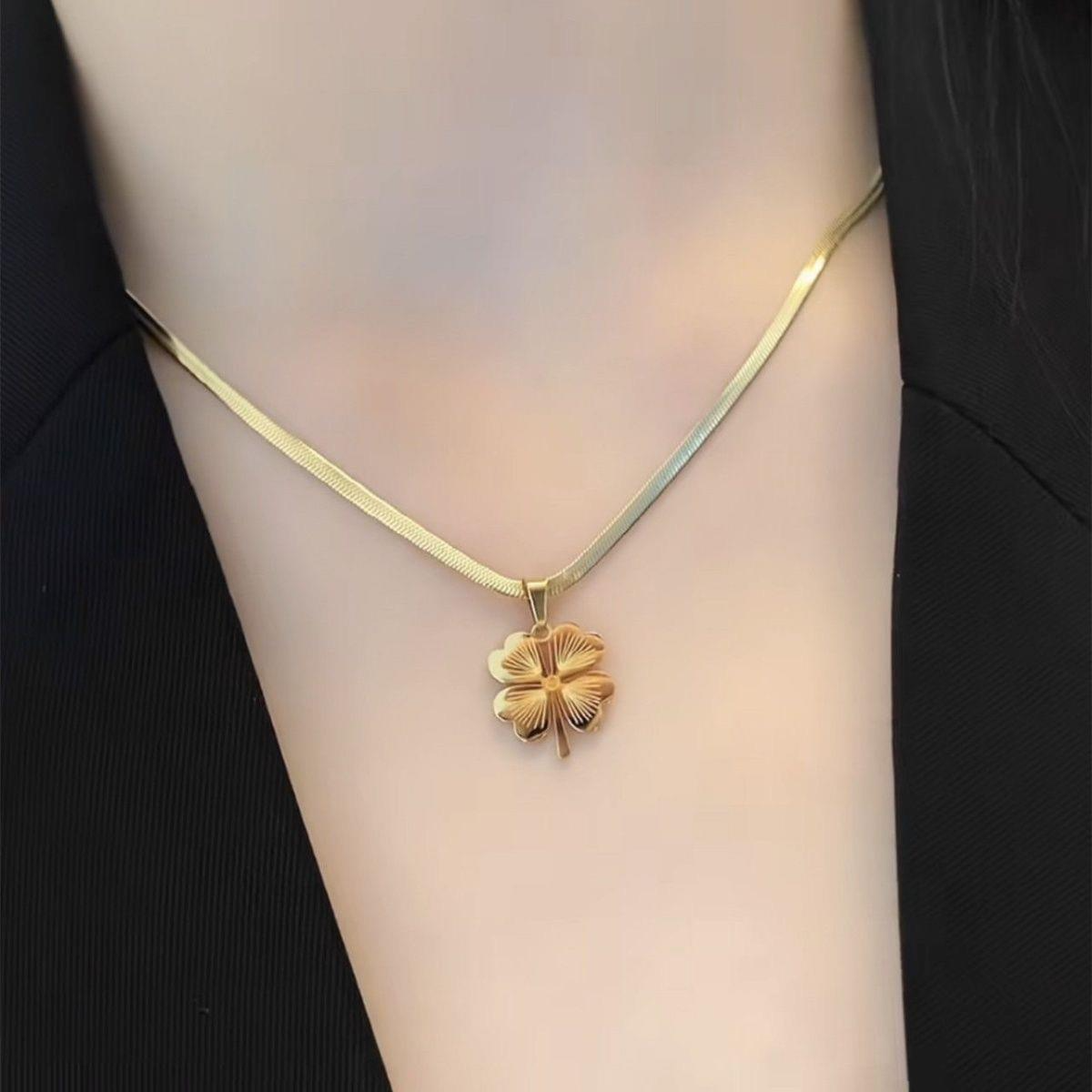 Conjunto de Corrente e Brincos
