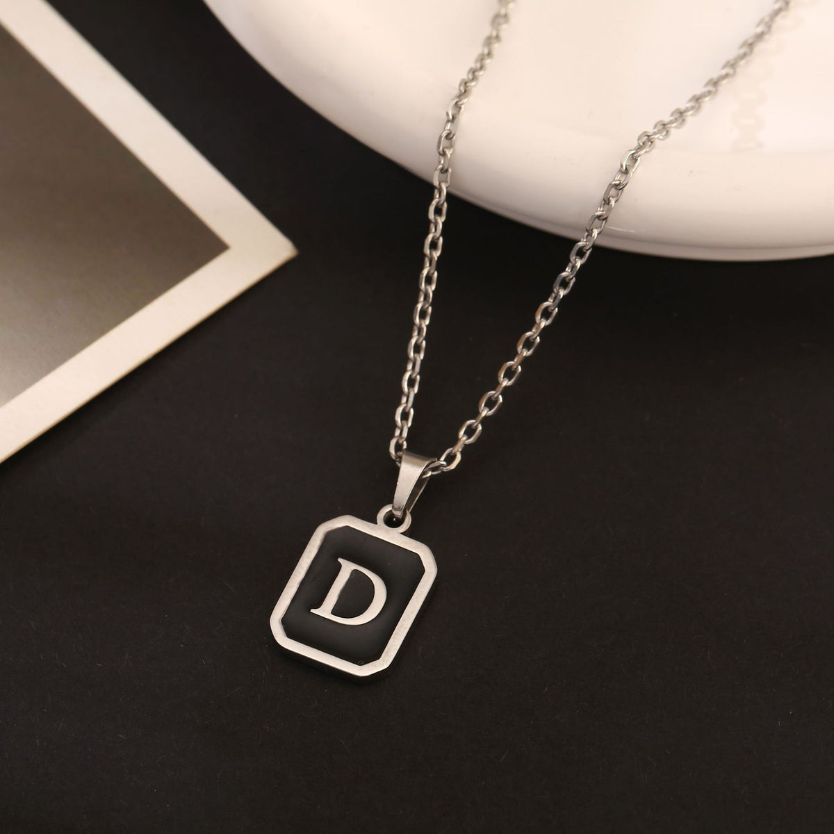 Colar em Aço Inoxidável com 26 Letras