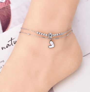 Tornozeleira com Coração de Strass