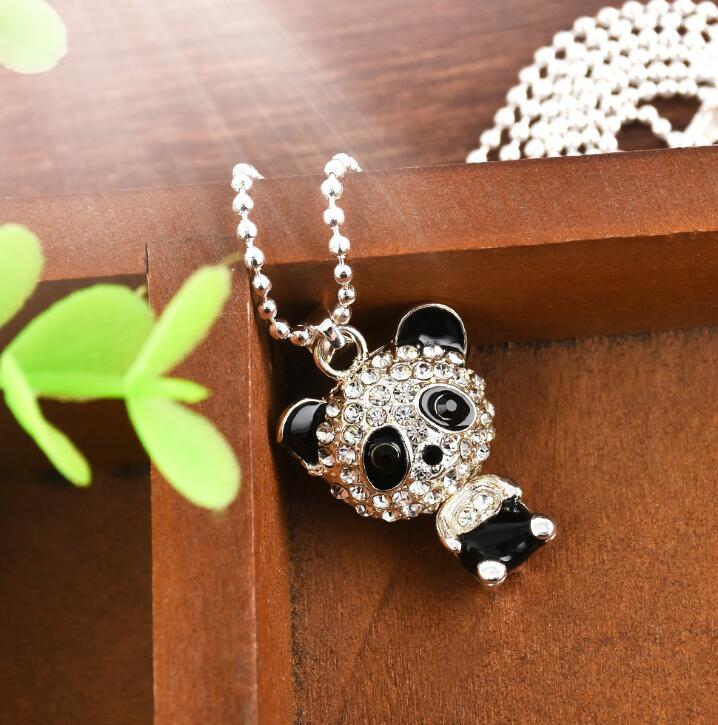 Colar Panda