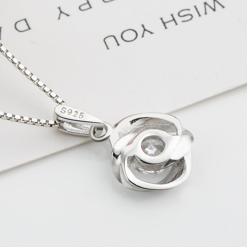 Colar com Pendente de Rosa em Prata e Zircónia